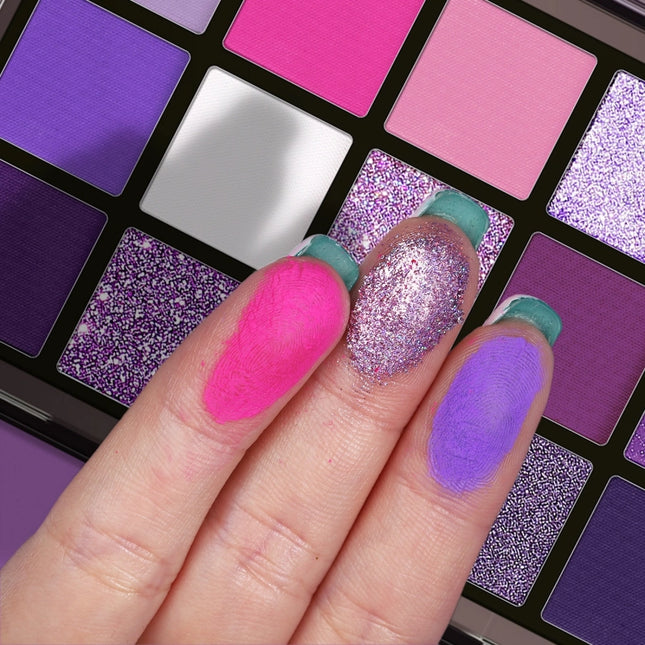 UCANBE - 15 Colors Eyeshadow Palette Purple Witch 10.8g